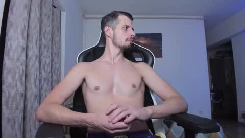 Snapshot of toddclaytonn chatting on September 14, 2:00 am Todd online show from September 14, 2:00 am