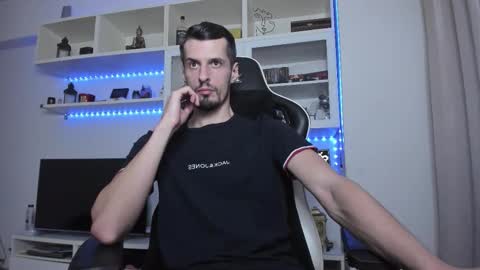 Snapshot of toddclaytonn chatting on October 13, 9:48 pm Todd online show from October 13, 9:48 pm