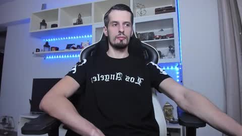 Snapshot of toddclaytonn chatting on October 26, 11:09 pm Todd online show from October 26, 11:09 pm