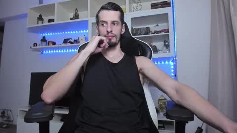 Snapshot of toddclaytonn chatting on October 27, 9:30 pm Todd online show from October 27, 9:30 pm