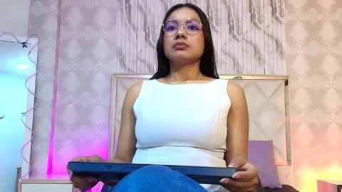 Snapshot of tokio1_tay chatting on March 17, 3:33 am tokio1_tay online show from March 17, 3:33 am