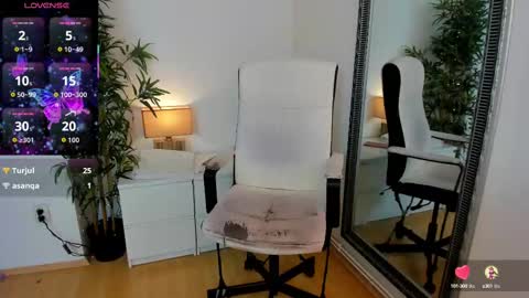 Tokyo online show from October 2, 3:13 am