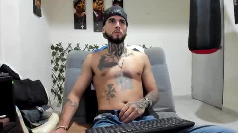 Snapshot of tokio_master chatting on October 24, 4:20 am Tokyo Master online show from October 24, 4:20 am