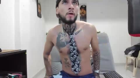 Snapshot of tokio_master chatting on November 1, 2:57 am Tokyo Master online show from November 1, 2:57 am