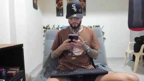 Snapshot of tokio_master chatting on November 2, 3:42 am Tokyo Master online show from November 2, 3:42 am