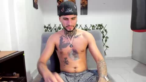 Snapshot of tokio_master chatting on December 16, 4:28 am Tokyo Master online show from December 16, 4:28 am