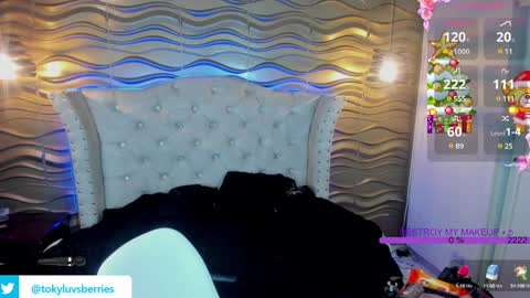 toky         online show from December 21, 10:40 pm