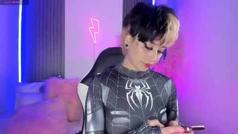  Halsey  Sofii  online show from July 5, 9:33 pm