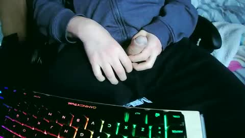 tolon408472 online show from March 8, 12:20 pm