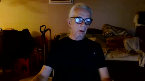 tom112292014 online show from September 10, 11:10 am