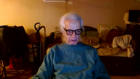 tom112292014 online show from December 21, 7:54 pm