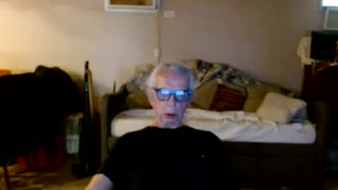 tom112292014 online show from June 11, 6:06 pm