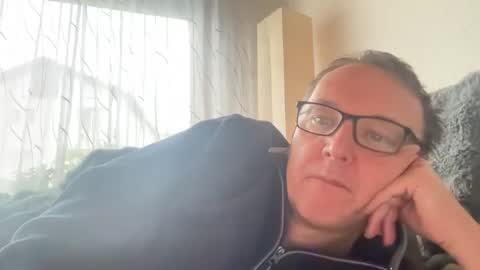 Tom online show from November 16, 12:55 pm