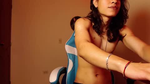 tom online show from October 17, 4:59 am