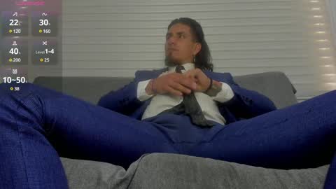 TOM online show from December 19, 6:01 pm