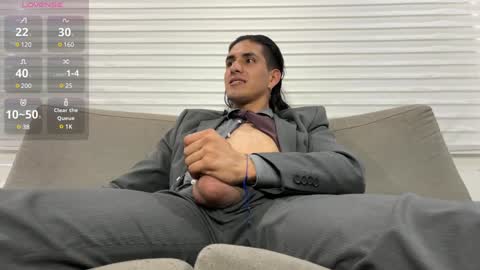 TOM online show from February 1, 10:13 pm