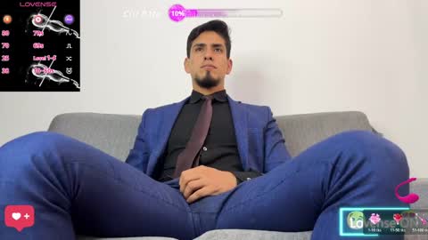 Snapshot of tom_blunt96 chatting on April 4, 1:41 pm TOM online show from April 4, 1:41 pm