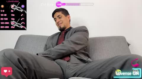 Snapshot of tom_blunt96 chatting on April 10, 2:00 pm TOM online show from April 10, 2:00 pm