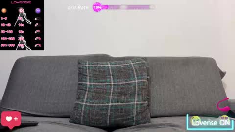 Snapshot of tom_blunt96 chatting on April 27, 6:50 pm TOM online show from April 27, 6:50 pm