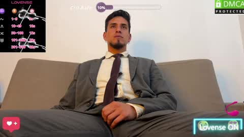 Snapshot of tom_blunt96 chatting on May 29, 8:40 pm TOM online show from May 29, 8:40 pm