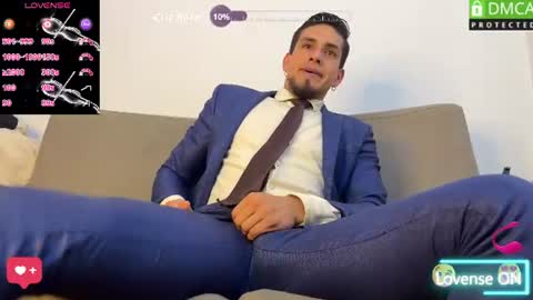 Snapshot of tom_blunt96 chatting on June 13, 1:53 pm TOM online show from June 13, 1:53 pm
