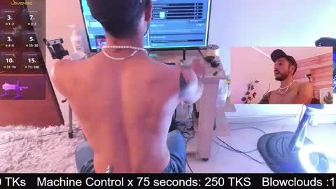 Snapshot of tom_cooper_1 chatting on December 4, 1:42 pm Master of pleasure online show from December 4, 1:42 pm