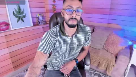 Snapshot of tom_cooper_1 chatting on January 19, 12:50 pm Master of pleasure online show from January 19, 12:50 pm