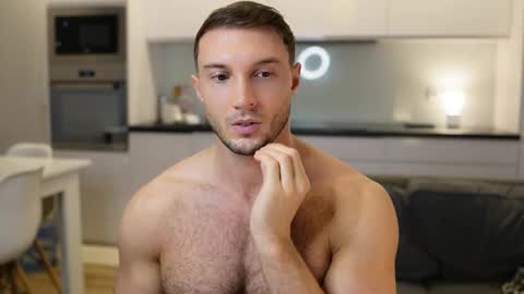 Tom online show from November 11, 7:08 am