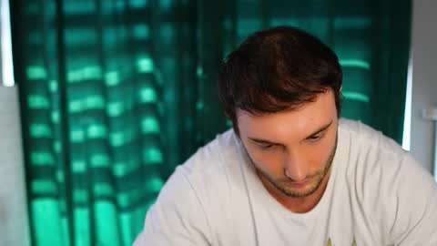 Snapshot of tom_fordd chatting on March 13, 8:21 am Tom online show from March 13, 8:21 am