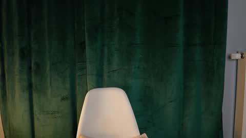 Snapshot of tom_fordd chatting on March 17, 6:33 pm Tom online show from March 17, 6:33 pm