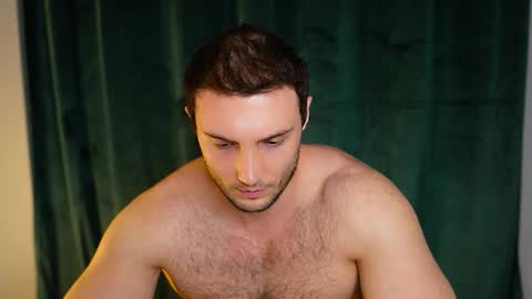 Snapshot of tom_fordd chatting on March 24, 7:52 pm Tom online show from March 24, 7:52 pm
