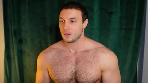 Snapshot of tom_fordd chatting on March 25, 4:57 pm Tom online show from March 25, 4:57 pm