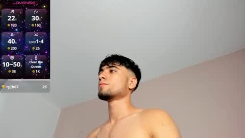 Snapshot of tom_walton chatting on December 20, 5:08 pm tom online show from December 20, 5:08 pm