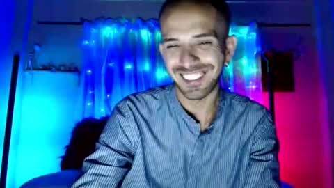 tomas gerauld. make me happy with 10000 tokens online show from December 2, 2:20 am