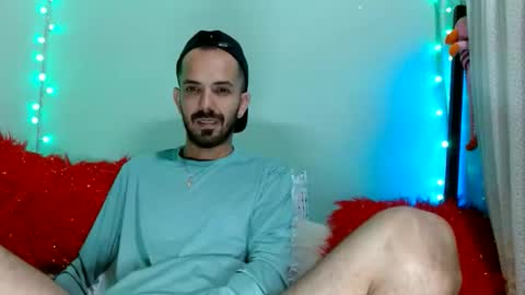 tomas gerauld. make me happy with 10000 tokens online show from June 10, 2:45 am
