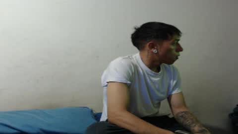 Snapshot of tomas_turbado_ chatting on April 10, 5:56 am tomas_turbado_ online show from April 10, 5:56 am
