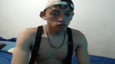 Snapshot of tomas_turbado_ chatting on April 20, 6:16 am tomas_turbado_ online show from April 20, 6:16 am