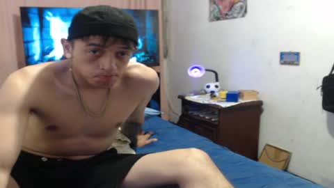 Snapshot of tomas_turbado_ chatting on April 24, 12:35 am tomas_turbado_ online show from April 24, 12:35 am