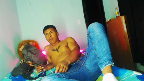 SANTY online show from February 10, 11:31 pm