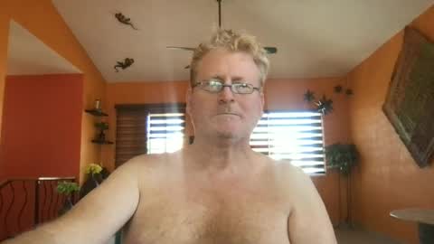 Hola online show from June 23, 10:52 pm