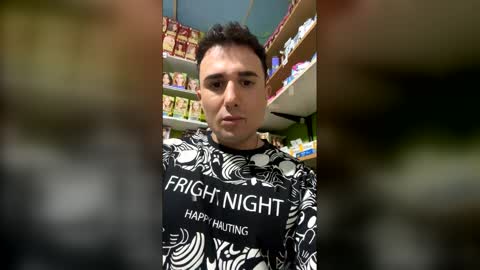 Snapshot of tomassshelby chatting on March 27, 9:25 pm tomassshelby online show from March 27, 9:25 pm