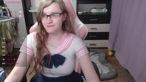 tomato_tease online show from September 19, 7:03 pm