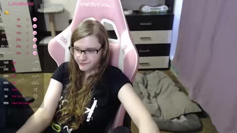 tomato_tease online show from October 6, 12:35 pm