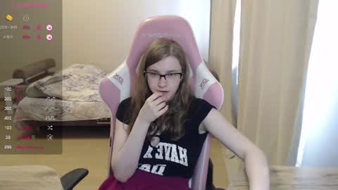 tomato_tease online show from June 24, 12:37 pm