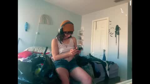 tomboy_titties online show from November 15, 8:49 pm