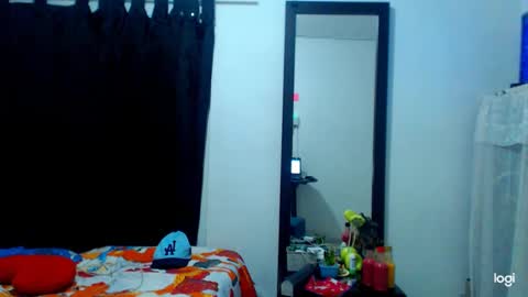 Blue online show from December 12, 1:32 am