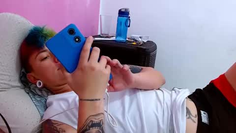 Snapshot of tomboyblue chatting on September 30, 8:14 pm Blue online show from September 30, 8:14 pm