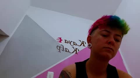 Snapshot of tomboyblue chatting on October 3, 2:14 pm Blue online show from October 3, 2:14 pm