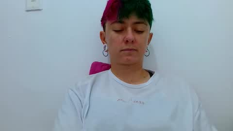 Snapshot of tomboyblue chatting on November 29, 7:06 pm Blue online show from November 29, 7:06 pm