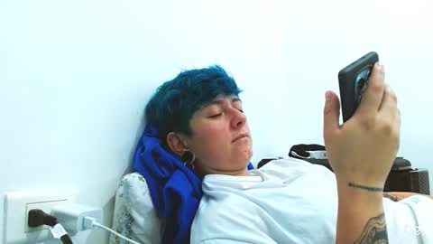 Blue online show from March 12, 12:50 am